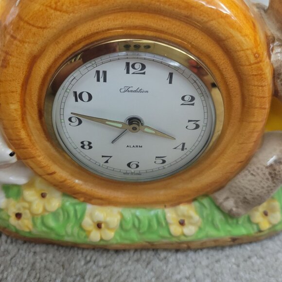 Vintage Ceramic Bear Mantle Table Clock Made In Japan - Picture 5 of 11